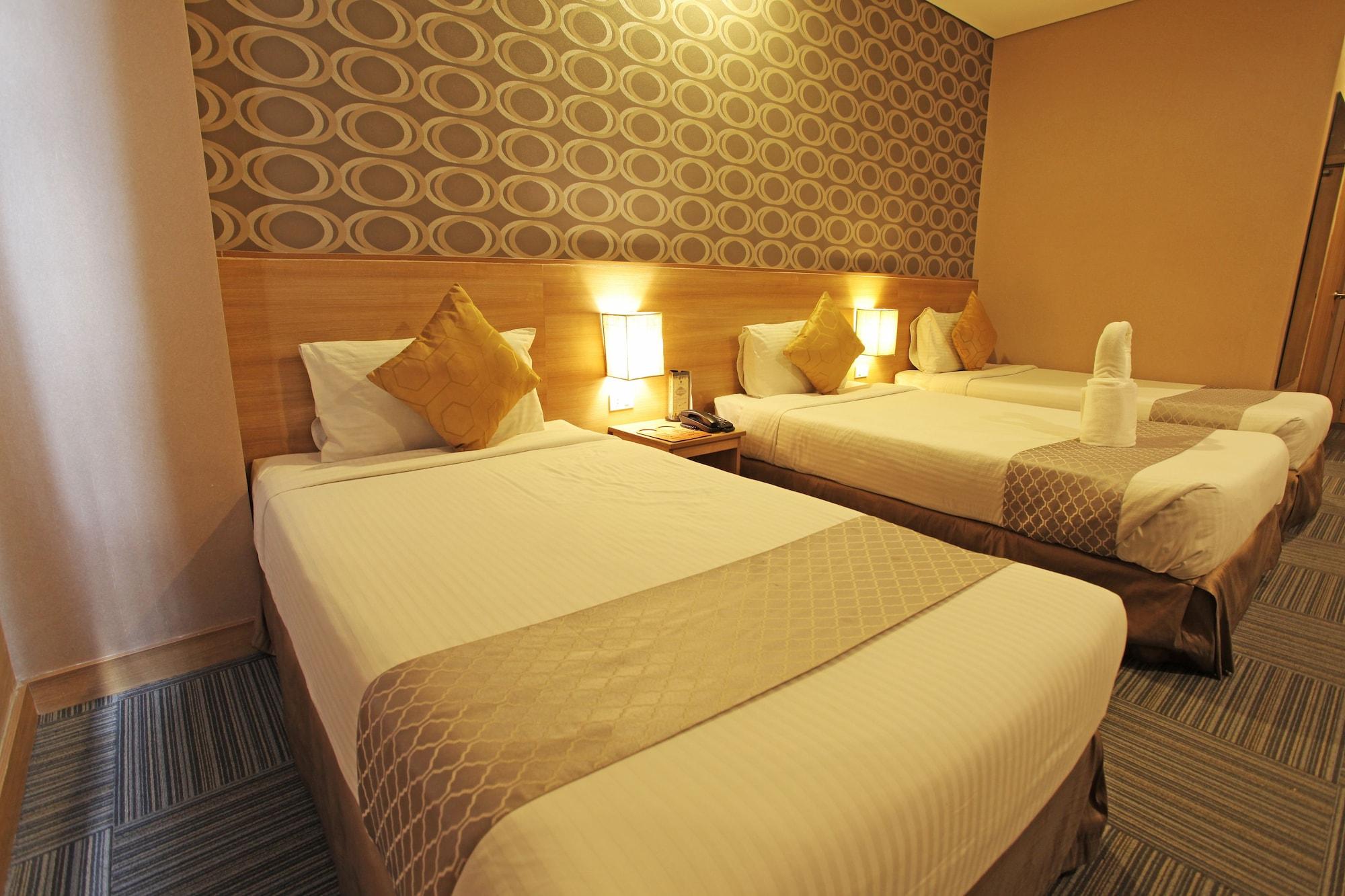 Madison 101 Hotel + Tower Quezon City Exterior photo